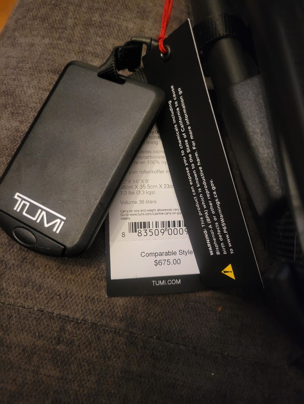 New TUMI Vapor International Carry-On in Black / Silver (msrp $675) - Picture 10 of 11